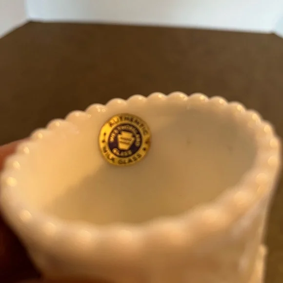 Vintage Westmoreland Milk Glass Swan Toothpick Holder - Picture 8 of 8